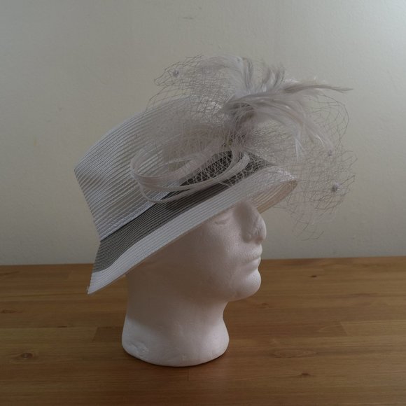 August Hats Freesia Fine Millinery Collection main image 4